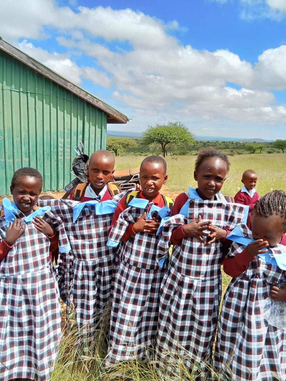 Uniform donation support for school children